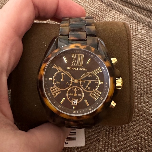 MK Women’s Watch - Picture 1 of 4